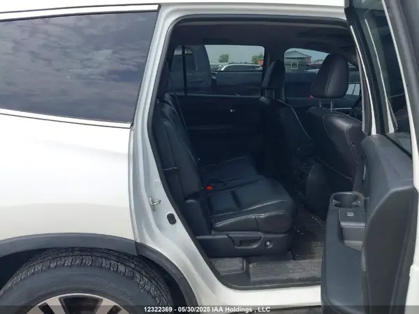 5FNYF6H76HB502644 2017 HONDA PILOT - Image 8