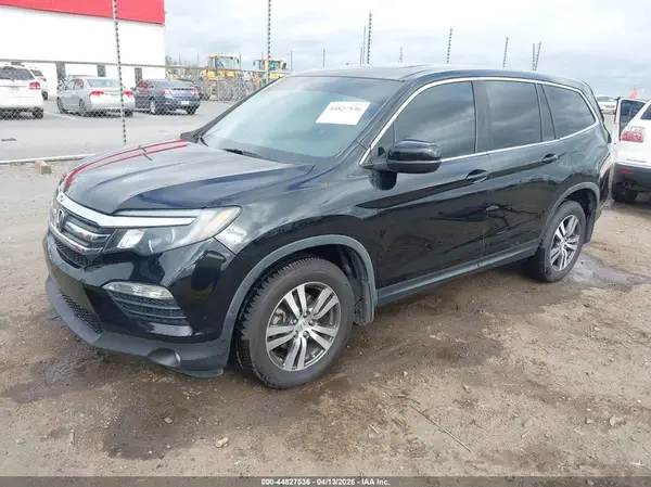 5FNYF6H76JB004210 2018 HONDA PILOT - Image 2