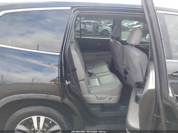 5FNYF6H76JB004210 2018 HONDA PILOT - Image 8