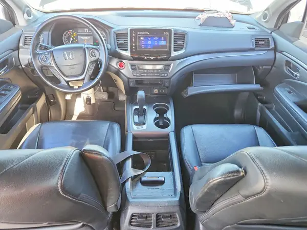 5FNYF6H76JB037384 2018 HONDA PILOT - Image 8