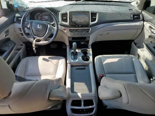 5FNYF6H76JB062480 2018 HONDA PILOT - Image 8