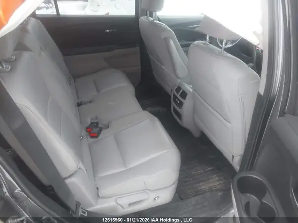 5FNYF6H76JB504013 2018 HONDA PILOT - Image 8