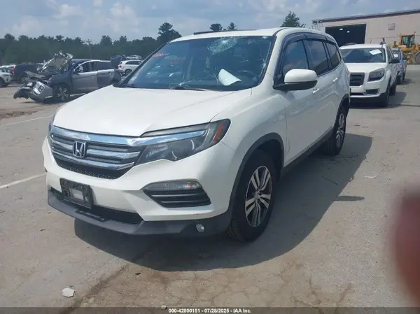 5FNYF6H77HB017722 2017 HONDA PILOT - Image 2