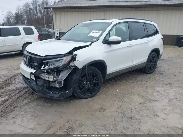 5FNYF6H77NB031633 2022 HONDA PILOT - Image 2