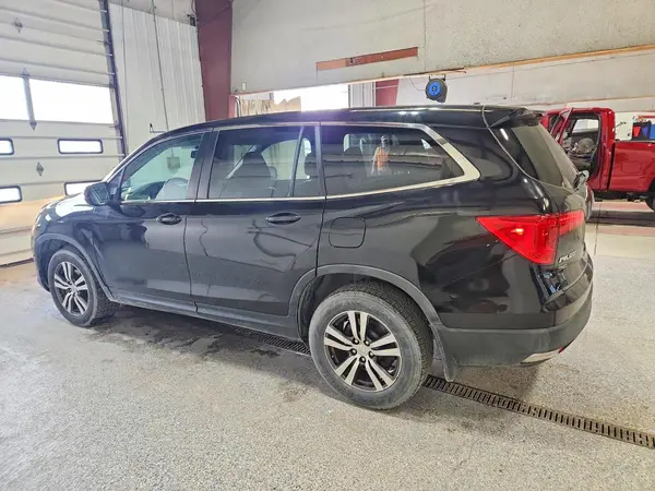 5FNYF6H78GB075613 2016 HONDA PILOT - Image 2
