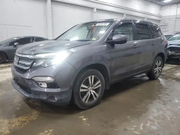 5FNYF6H78HB002176 2017 HONDA PILOT - Image 1