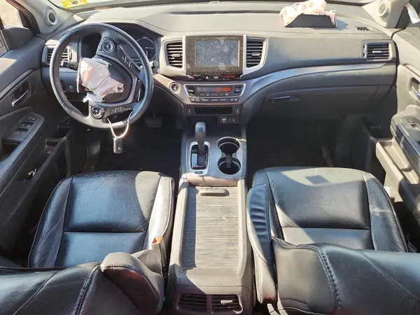 5FNYF6H78HB016286 2017 HONDA PILOT - Image 8