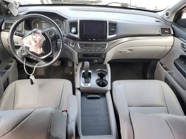 5FNYF6H78HB067612 2017 HONDA PILOT - Image 8