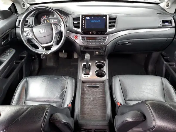5FNYF6H78HB080201 2017 HONDA PILOT - Image 8
