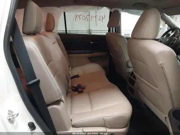 5FNYF6H78HB091361 2017 HONDA PILOT - Image 8