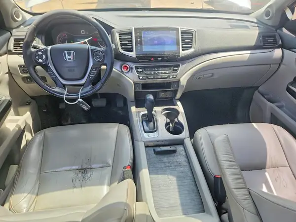 5FNYF6H79HB006110 2017 HONDA PILOT - Image 8