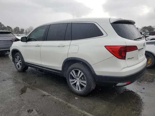 5FNYF6H79HB077372 2017 HONDA PILOT - Image 2