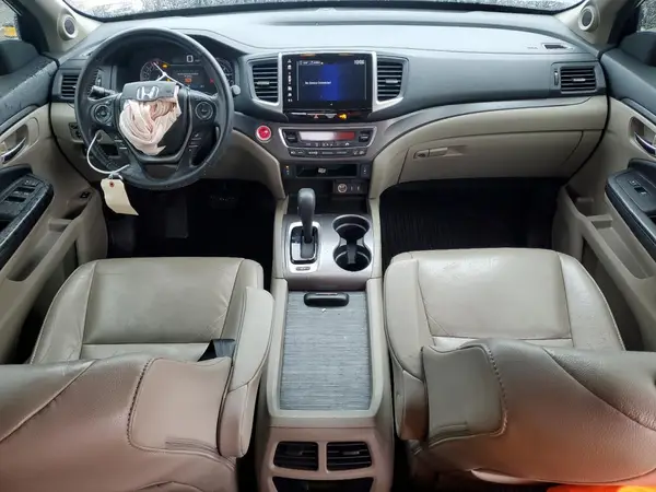 5FNYF6H79HB077372 2017 HONDA PILOT - Image 8