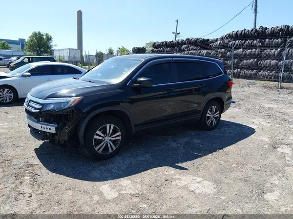5FNYF6H79HB102738 2017 HONDA PILOT - Image 2