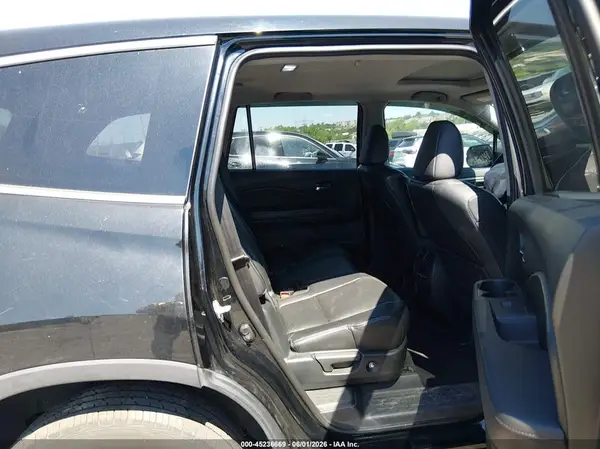 5FNYF6H79HB102738 2017 HONDA PILOT - Image 8