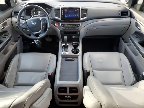 5FNYF6H79JB005111 2018 HONDA PILOT - Image 8
