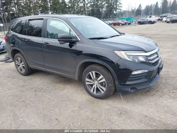 5FNYF6H79JB035628 2018 HONDA PILOT - Image 1