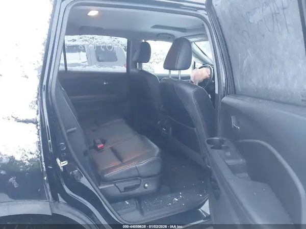 5FNYF6H79JB050999 2018 HONDA PILOT - Image 8