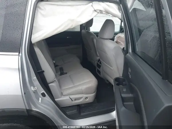5FNYF6H7XGB031371 2016 HONDA PILOT - Image 8