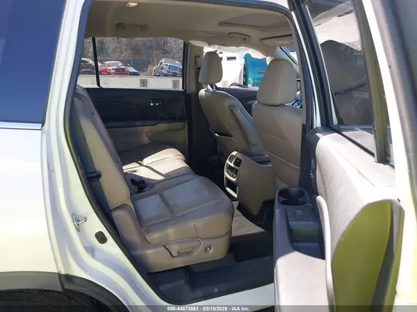 5FNYF6H7XGB047697 2016 HONDA PILOT - Image 8