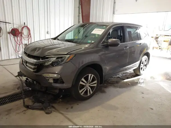 5FNYF6H7XGB079386 2016 HONDA PILOT - Image 2