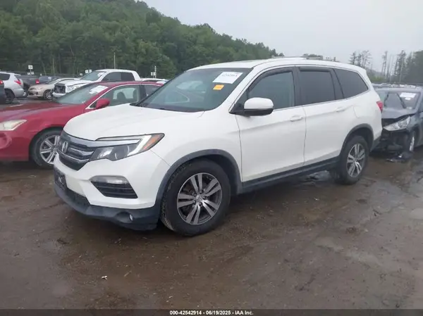 5FNYF6H7XHB012692 2017 HONDA PILOT - Image 2