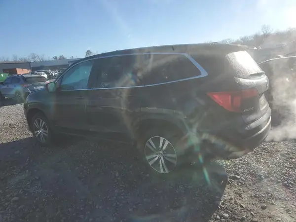 5FNYF6H7XHB066526 2017 HONDA PILOT - Image 2
