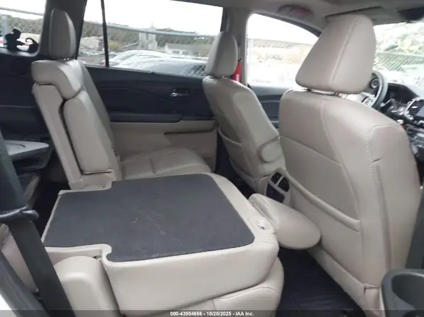 5FNYF6H80GB097713 2016 HONDA PILOT - Image 8