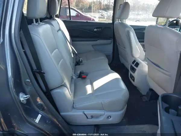 5FNYF6H80GB116101 2016 HONDA PILOT - Image 8