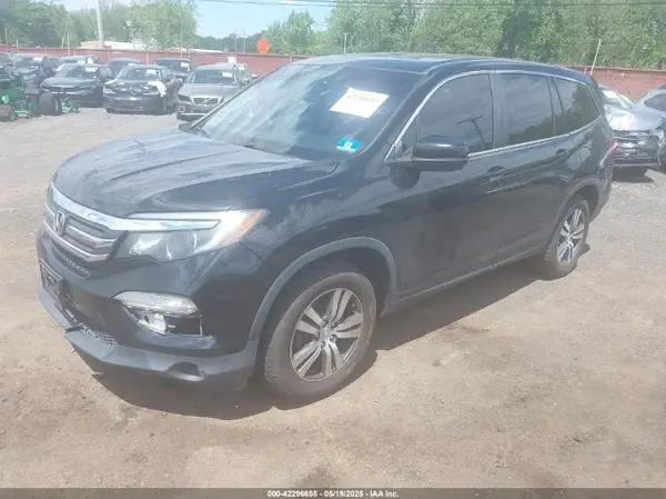 5FNYF6H80HB004271 2017 HONDA PILOT - Image 2