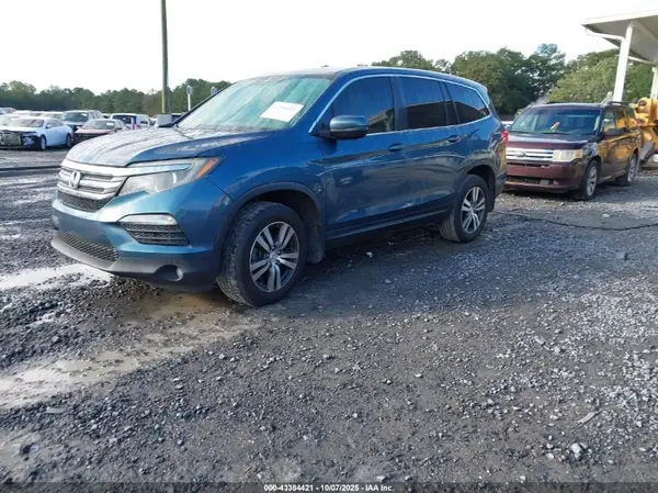 5FNYF6H80HB021572 2017 HONDA PILOT - Image 2