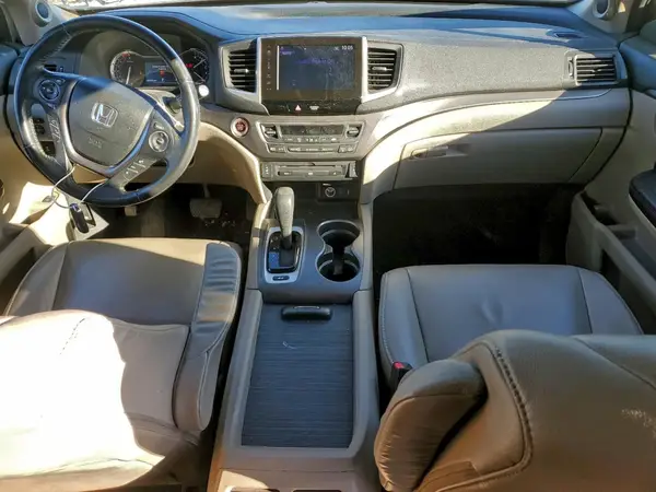 5FNYF6H80HB046648 2017 HONDA PILOT - Image 8