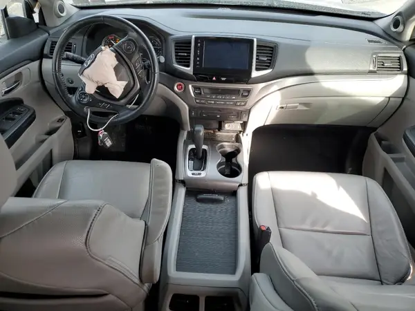 5FNYF6H80HB071193 2017 HONDA PILOT - Image 8