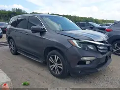 5FNYF6H81JB044932 2018 HONDA PILOT