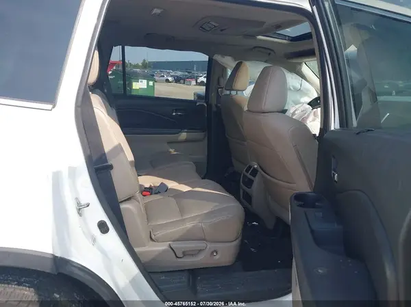 5FNYF6H82GB100675 2016 HONDA PILOT - Image 8