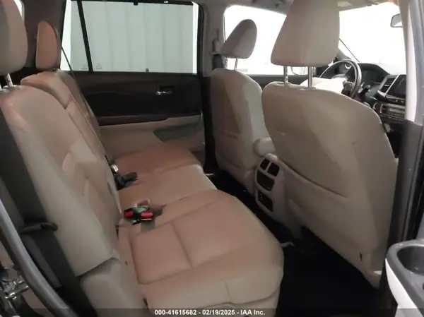5FNYF6H82JB014516 2018 HONDA PILOT - Image 8
