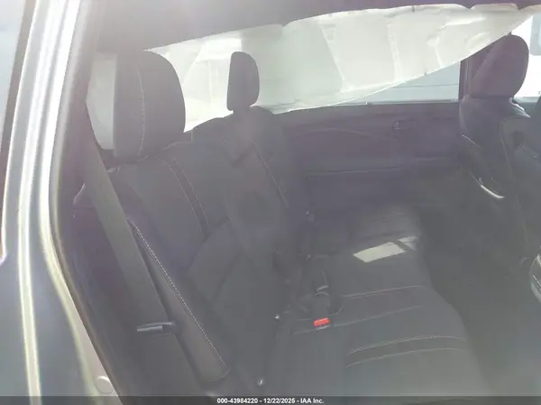 5FNYF6H82NB067710 2022 HONDA PILOT - Image 8