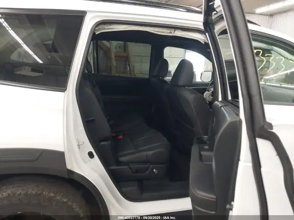 5FNYF6H82NB099976 2022 HONDA PILOT - Image 8