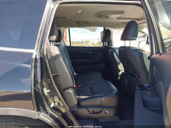 5FNYF6H83GB085457 2016 HONDA PILOT - Image 8