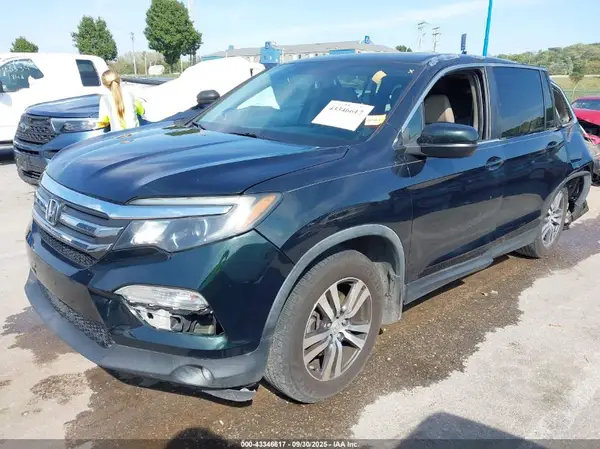 5FNYF6H83HB078395 2017 HONDA PILOT - Image 2