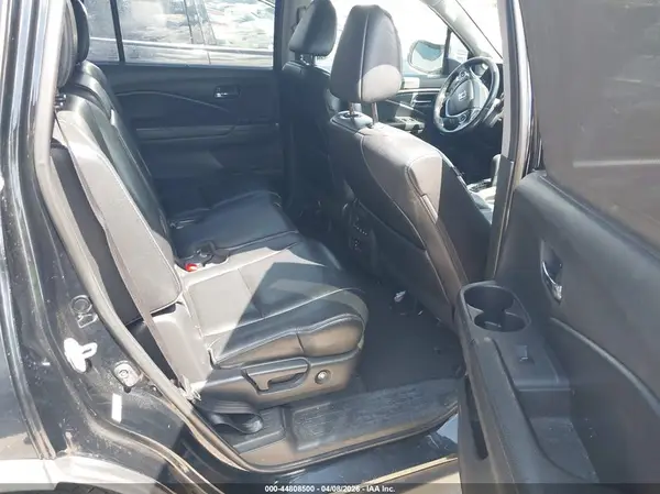 5FNYF6H84GB004174 2016 HONDA PILOT - Image 8
