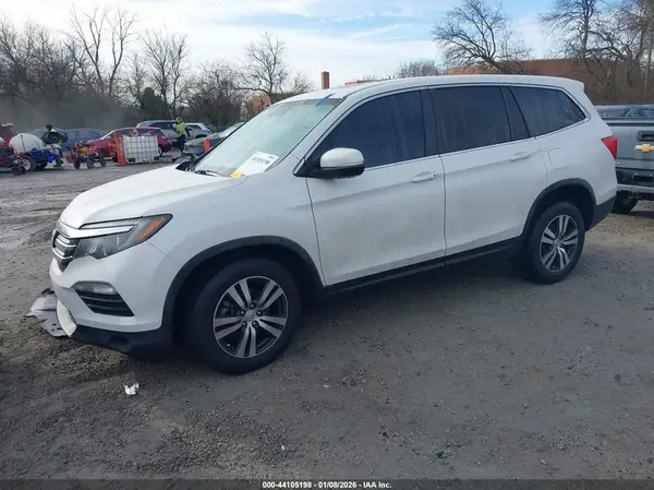 5FNYF6H84HB066353 2017 HONDA PILOT - Image 2