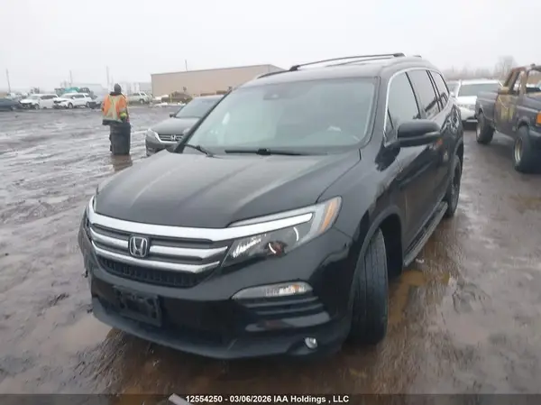 5FNYF6H84HB505230 2017 HONDA PILOT - Image 2