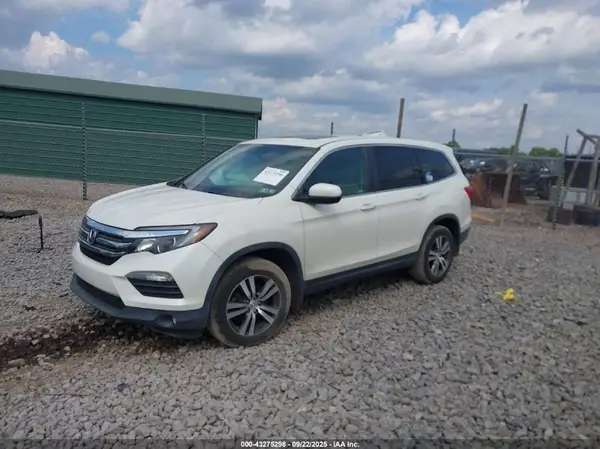 5FNYF6H84JB014968 2018 HONDA PILOT - Image 2