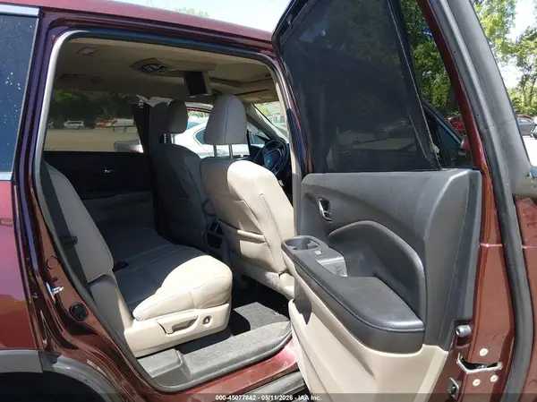 5FNYF6H84JB033617 2018 HONDA PILOT - Image 8