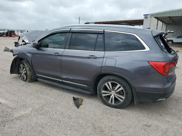 5FNYF6H85HB028565 2017 HONDA PILOT - Image 2