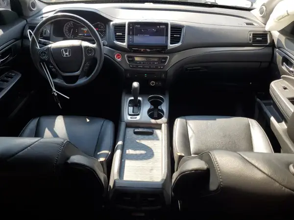 5FNYF6H85HB092413 2017 HONDA PILOT - Image 8