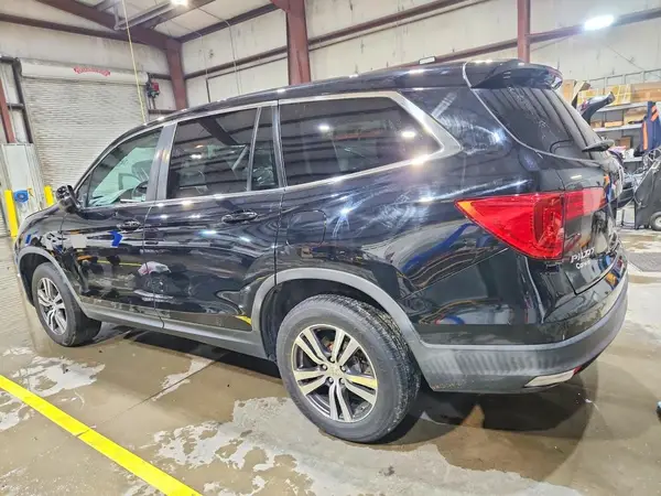5FNYF6H85HB096901 2017 HONDA PILOT - Image 2