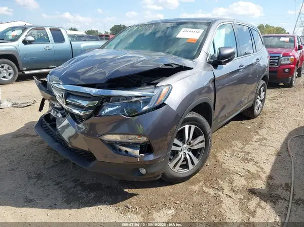 5FNYF6H85JB024991 2018 HONDA PILOT - Image 2
