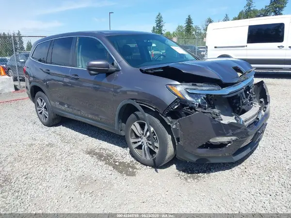 5FNYF6H85JB055402 2018 HONDA PILOT - Image 1